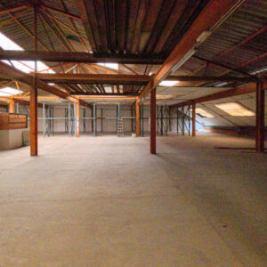 Nave industrial/comercial, en venta o alquiler